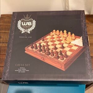 Premium Chess Set - Brown and Cream, wood, like new